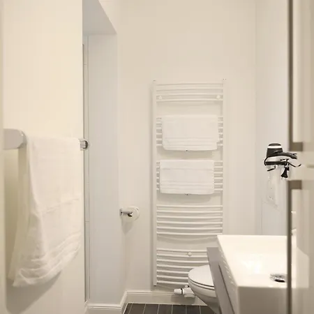 Boetticher Str. 9, W3, Weesterloen *