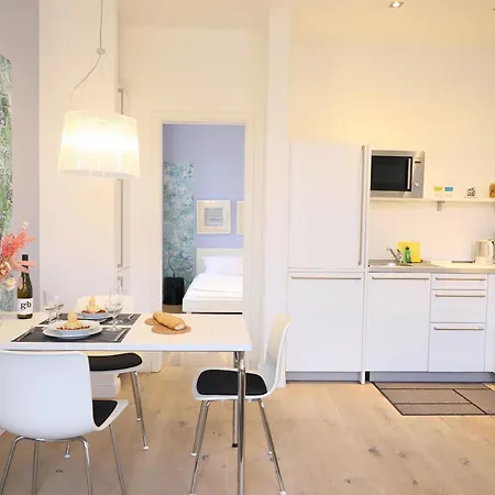 Boetticher Str. 9, W3, Weesterloen *